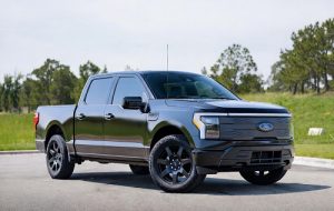 تولید فورد F-150 لایتنینگ تمامبرقی متوقف شد؛ جایگزین ۷۰۰ مایلی در راه است تولید فورد F-150 لایتنینگ تمامبرقی متوقف شد؛ جایگزین ۷۰۰ مایلی در راه است